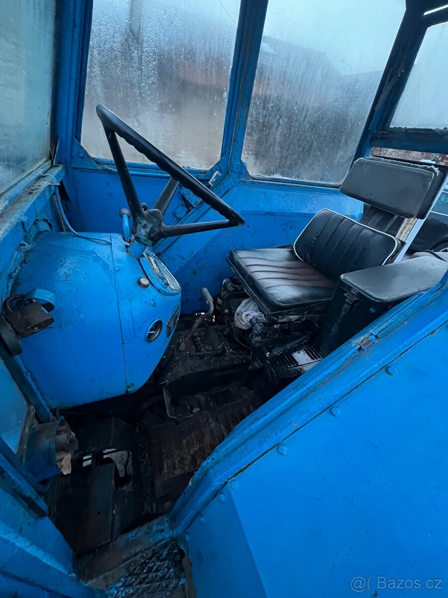 Traktor zetor 4011 - 10