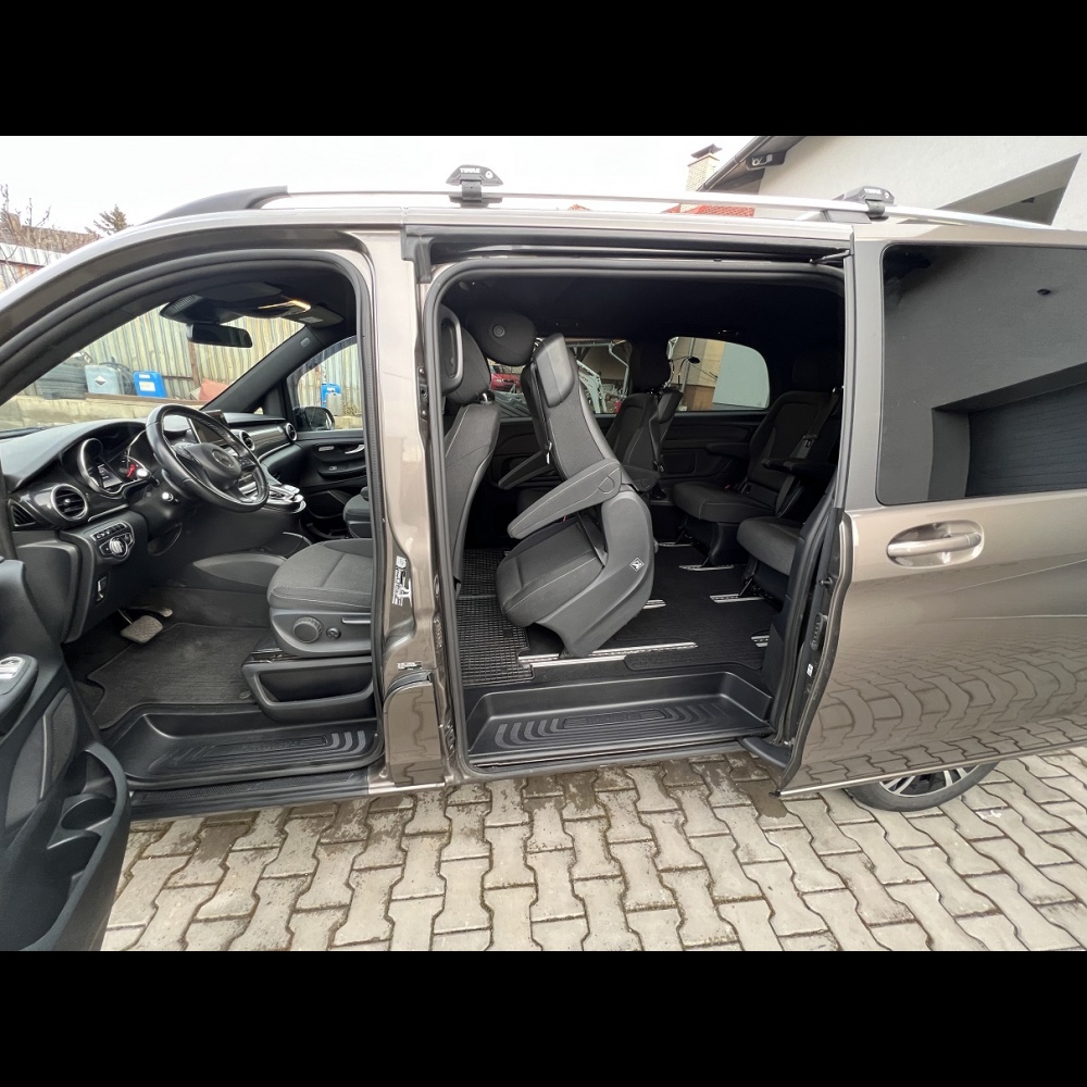 Mercedes-Benz Třída V 4matic, 56 XXX km, top stav - 10