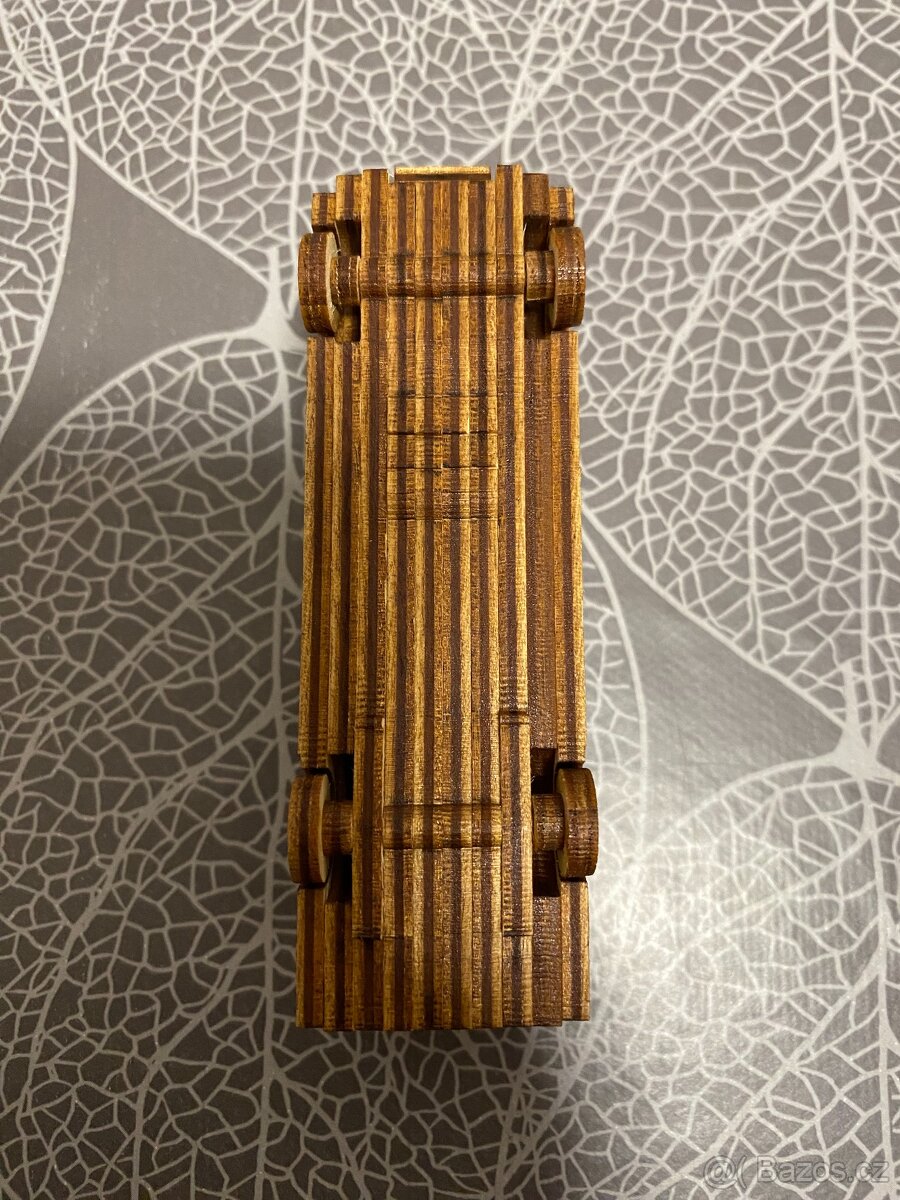 Nový dřevěný model obytného vozu KRS Cruiser Line - 10