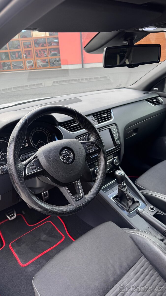 Škoda Octavia 3 RS combi 2.0 TDI 135 kW – manuál – 2014 - 10