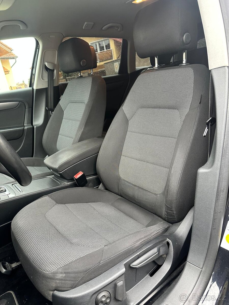 VW Passat B7 2014 2.0TDI 103KW DSG TAŽNÉ Lane+Sign+Blind - 10