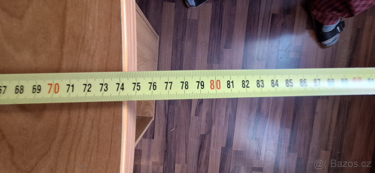 Psací a počítačový stůl - 10