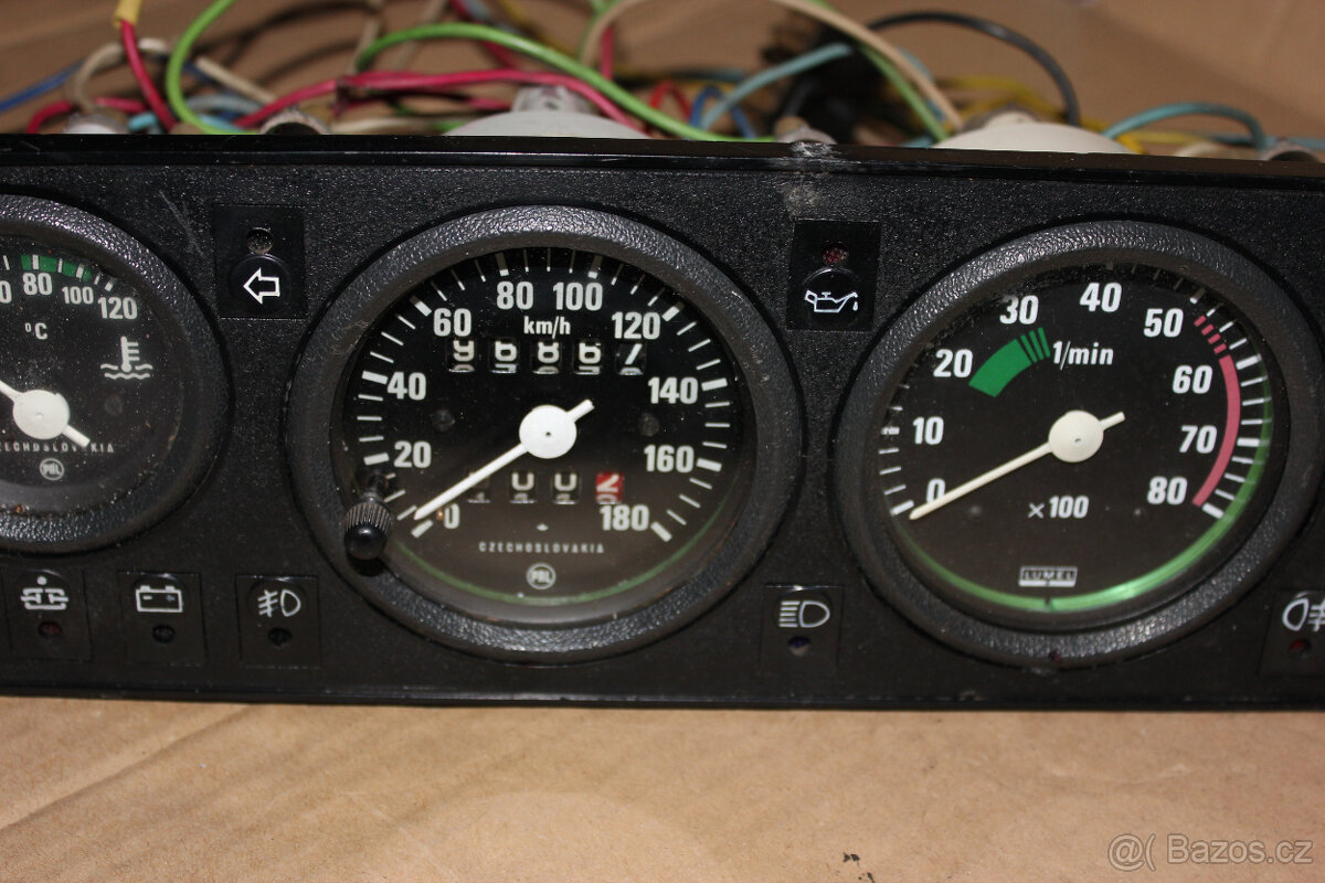 Přístrojové desky škoda 120LS/120GLS/130/135/136/Rapid/Garde - 10