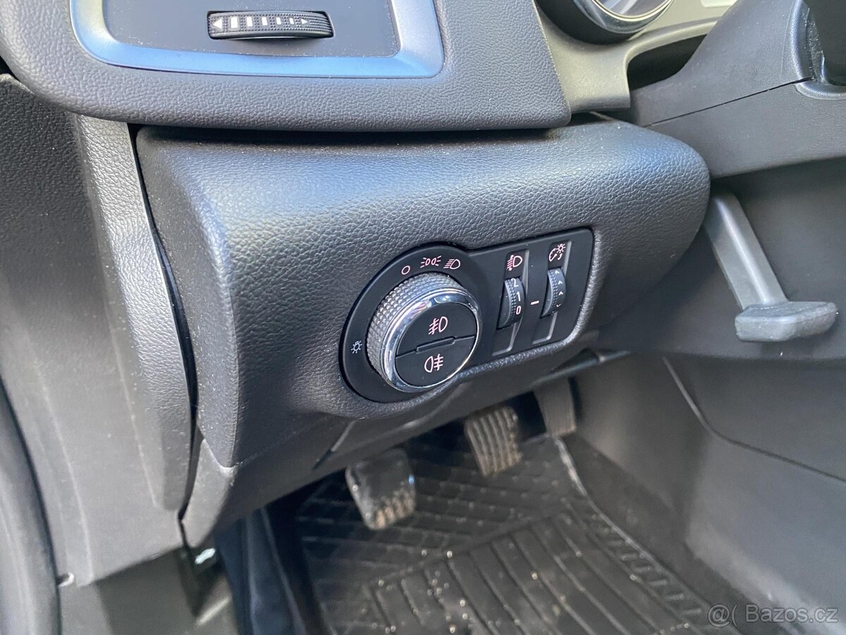 Opel Astra 1.7CDTi , 81 kW nafta, 2014 - 10