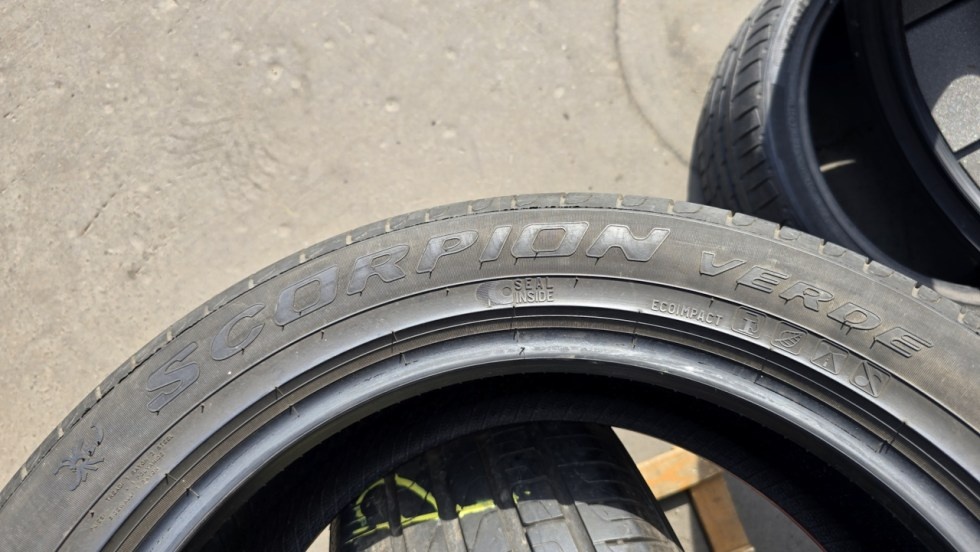 Letní pneu 235/50/19 Pirelli - 10