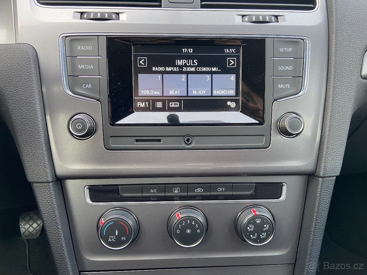 VW Golf 1,2 TSi P+Z Senzory, Klima - 10