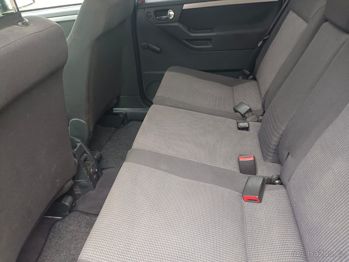 Opel Meriva 1.6 64Kw RV.2004 naj.140tis. tažné - NOVÁ STK - 10