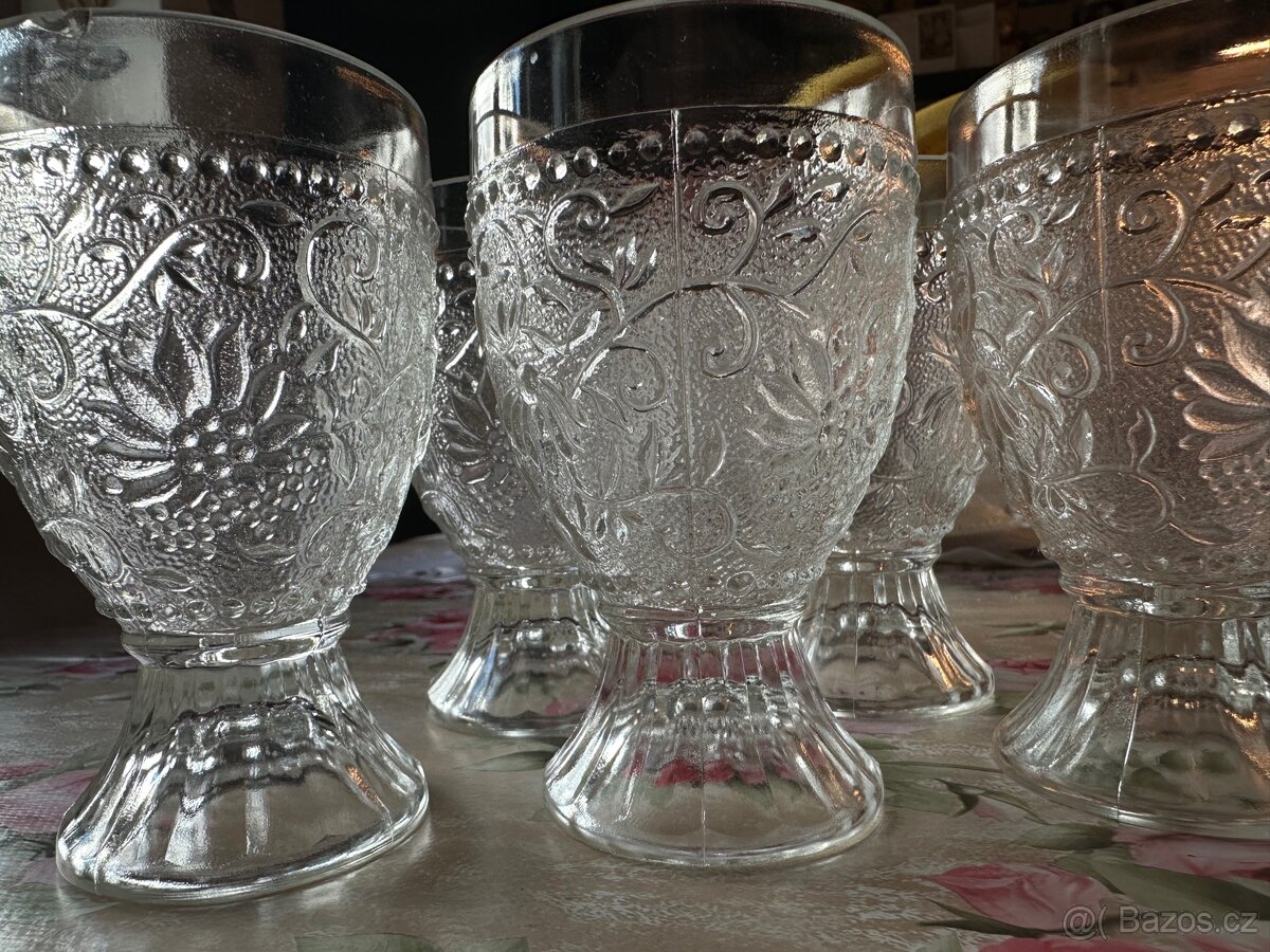 Cibulák sklo (od P.Pánka) retro Cechoslovakia 6+6+6 - 10