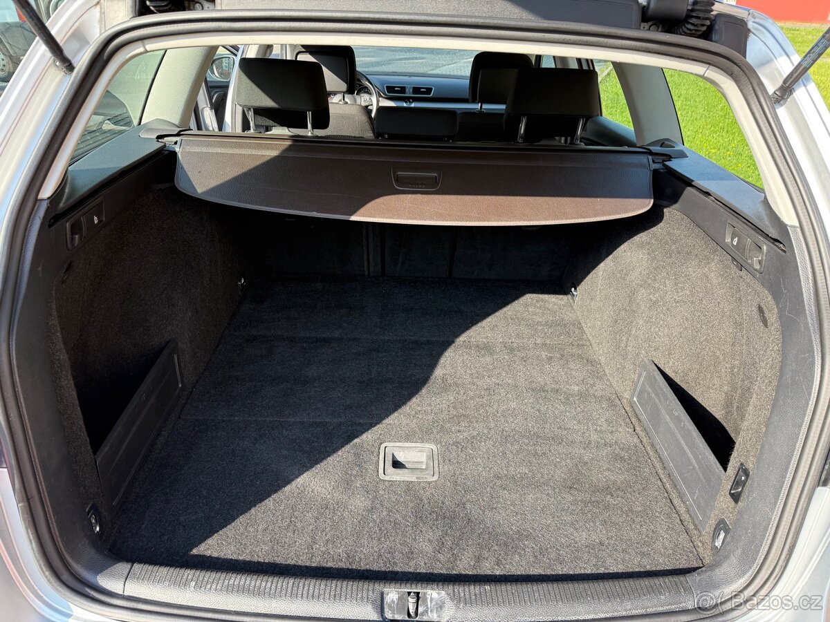 Volkswagen Passat B7 Variant - 10
