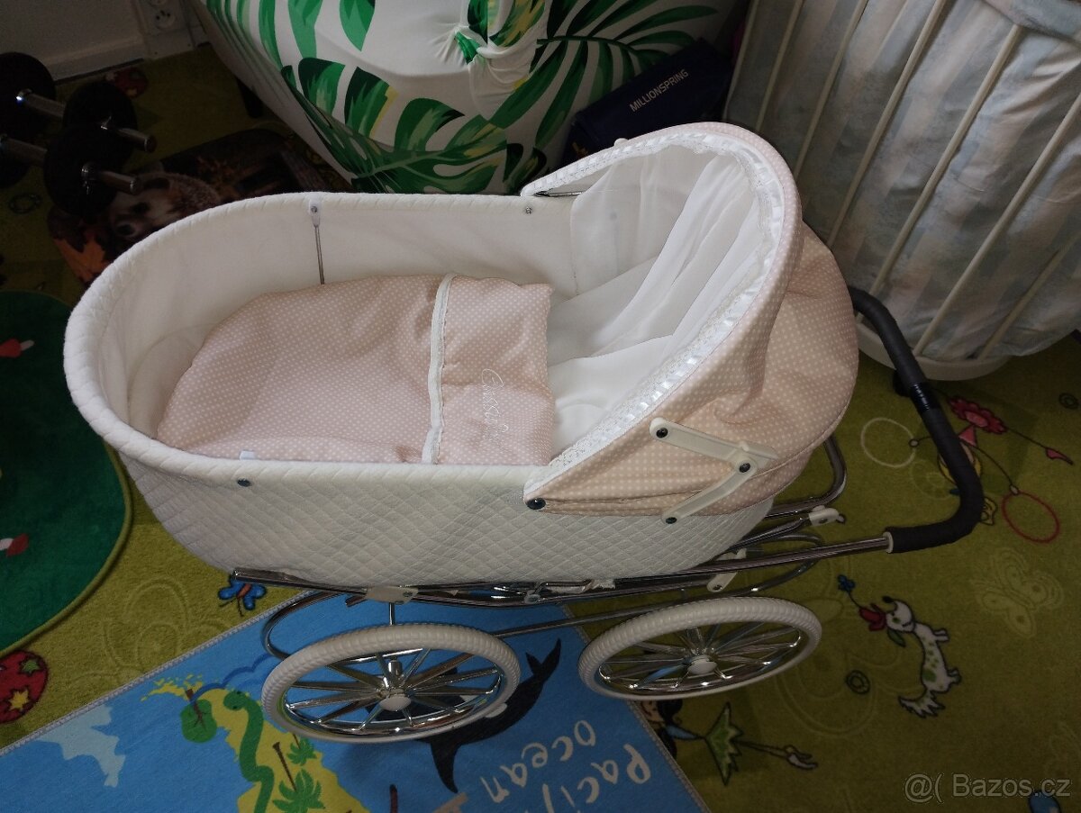 Kocarek pro panenky - 10