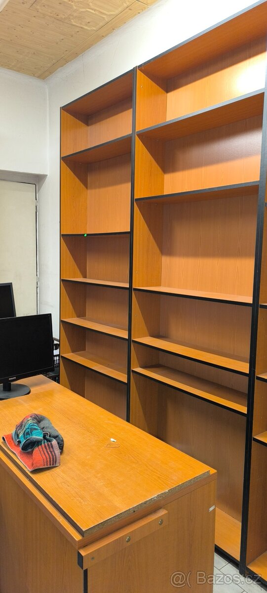 Kompletní vybavení kanceláře - 10