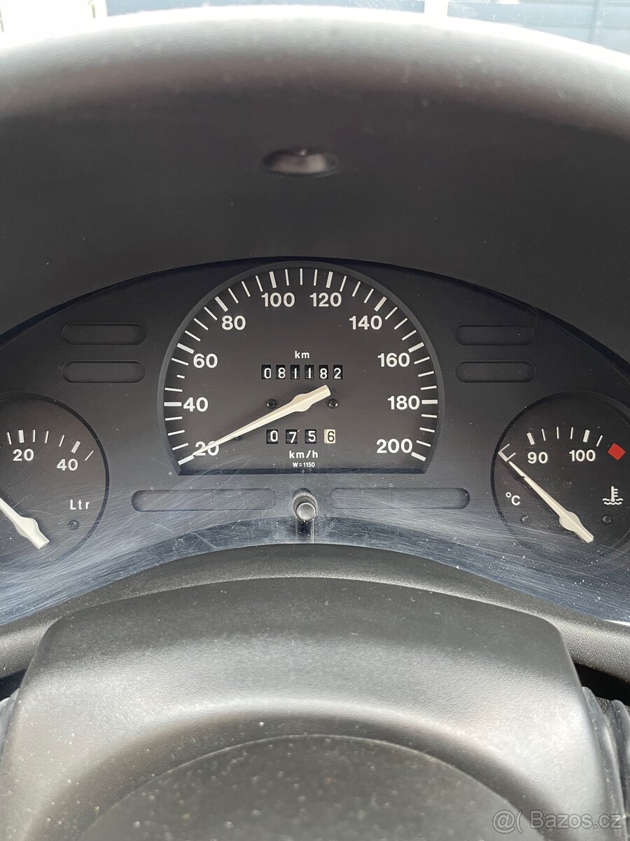 Prodám auto Opel Corsa 1.2i - 10