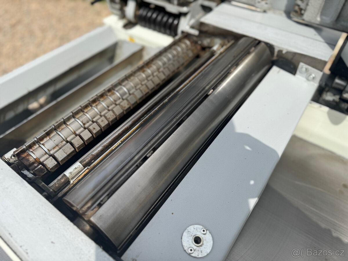 Srovnávačka s protahem SICAR C 2500 - 10