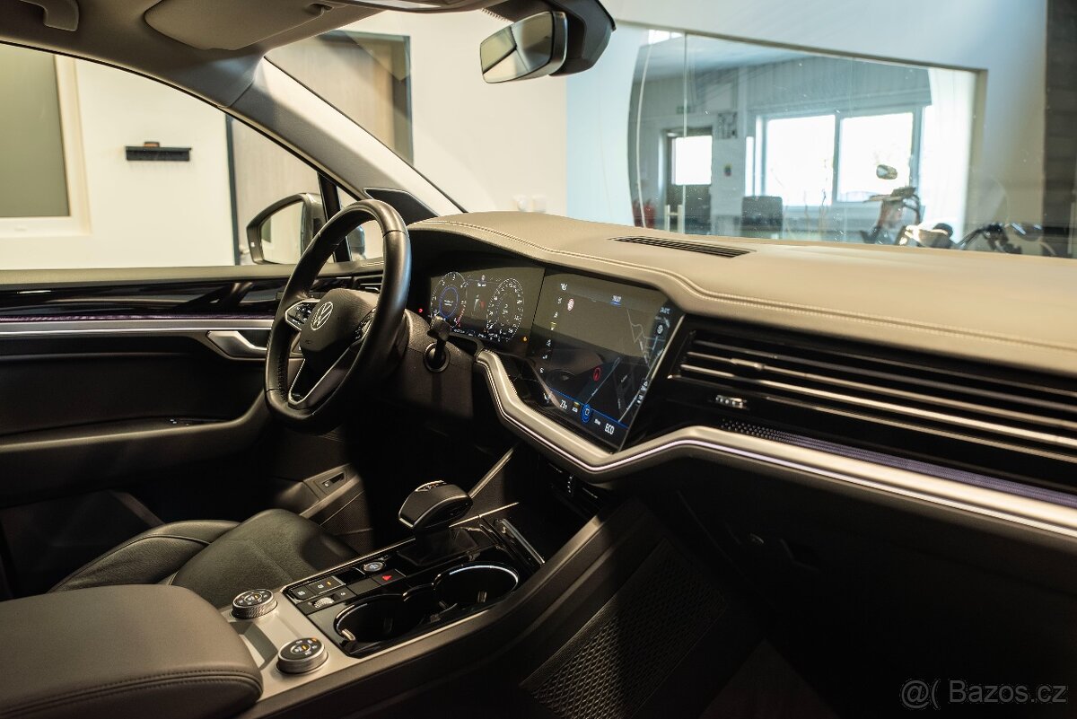 Volkswagen Touareg, 3.0 TDI 210 kW Elegance vzduch - 10