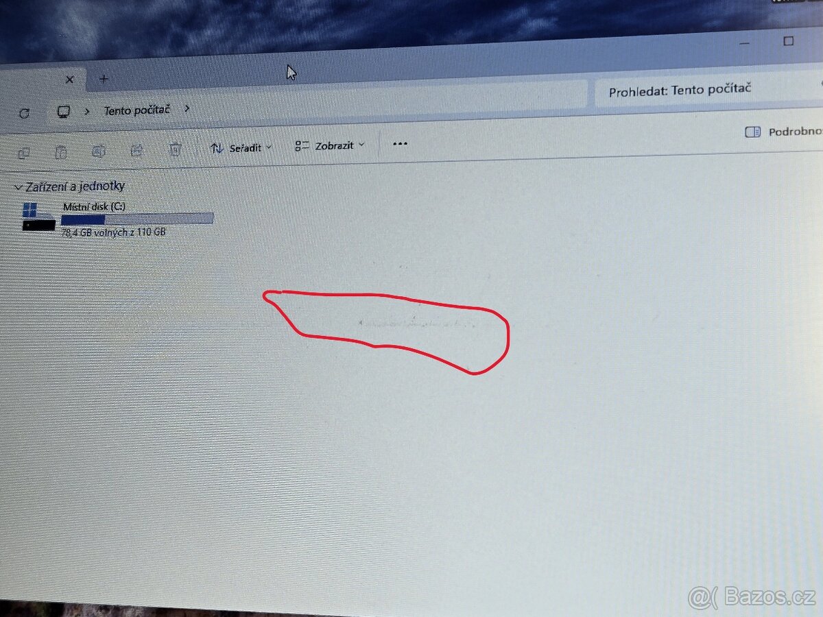 PRODÁM Dell Latitude 3500 - 10