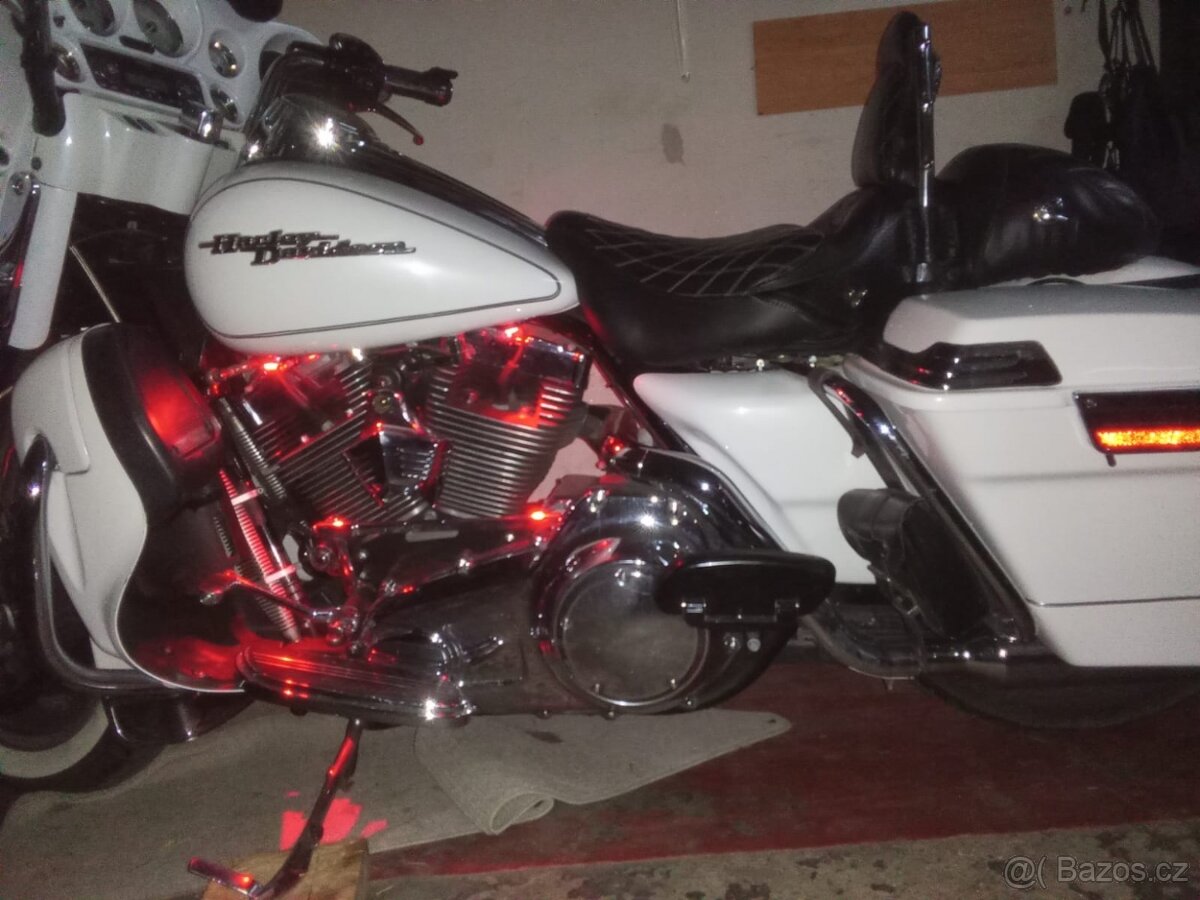 Harley Davidson Street Glide - možný odpočet DPH - 10