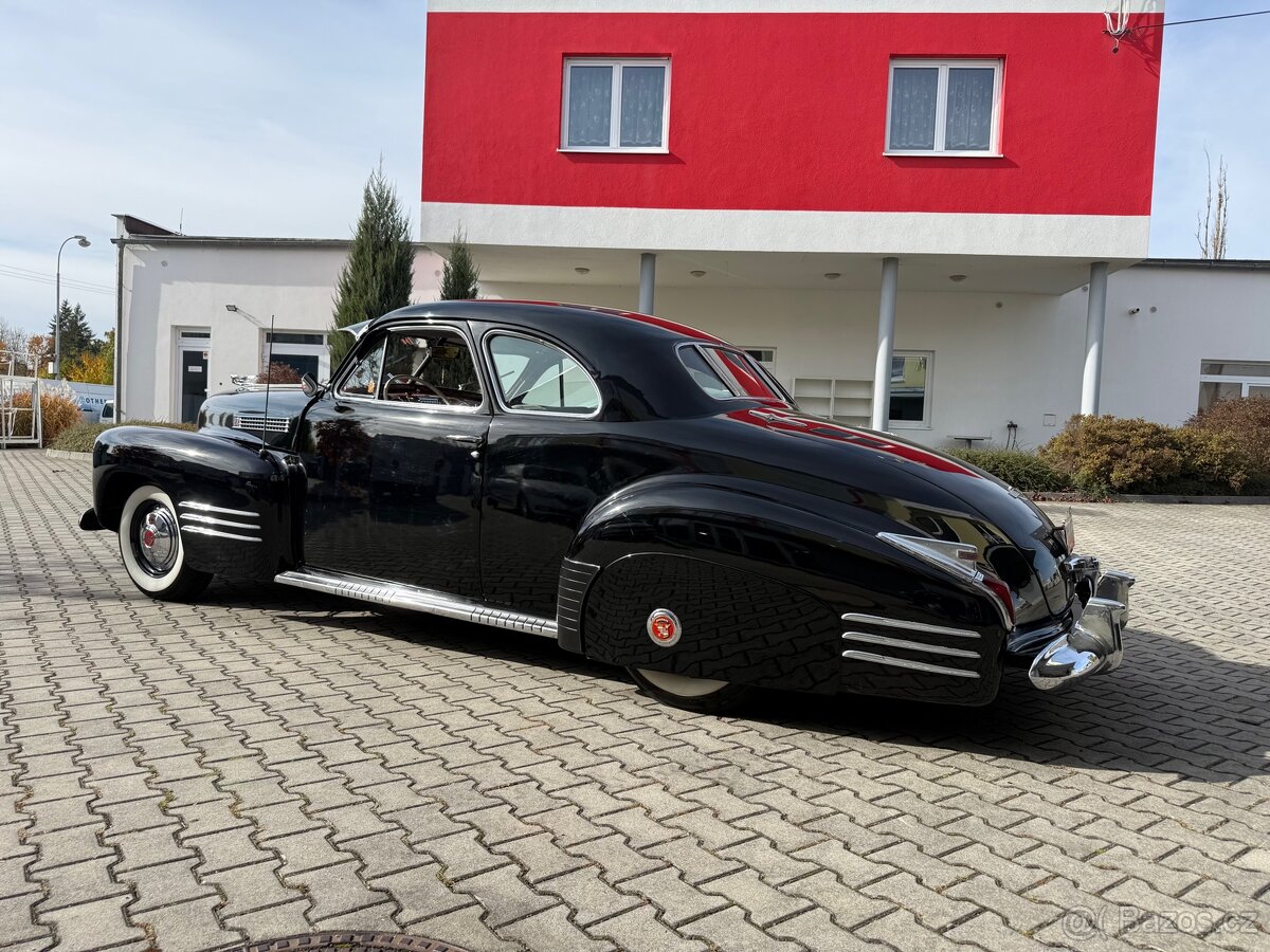 1941 Cadillac Serie Sixty-Two Coupe - 10