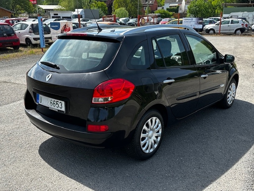 Renault Clio kombi 1.2i, r.2012, nová STK, klima - 10