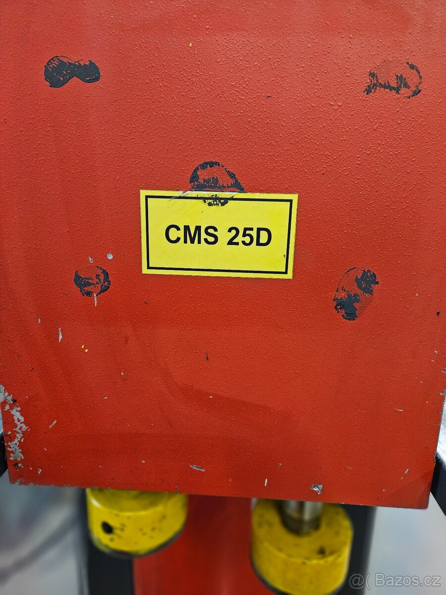 Montážní hydraulické lisy CMS 25 D - 10