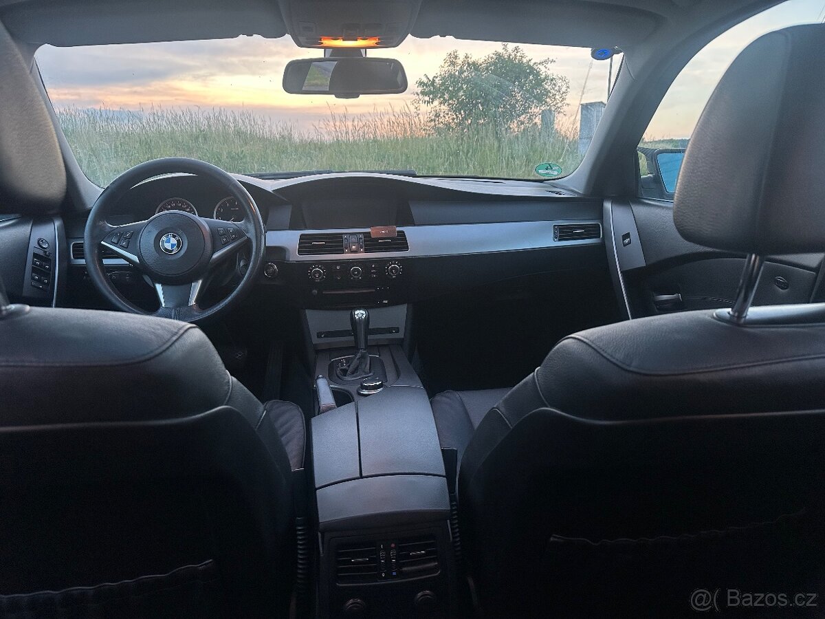 BMW E61 525i - 10
