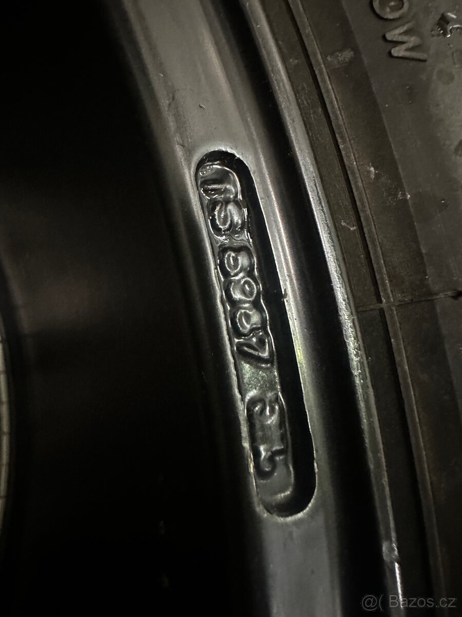 5x108 R18 8J ET50,5 CMS C8 63,4 + 235/60 R18 zimné - 10