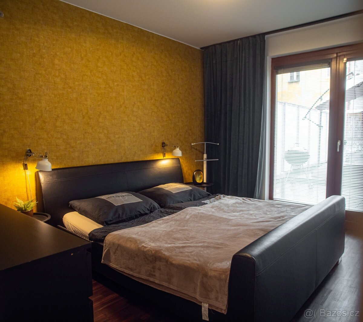 Rezidence s terasou a parkingem na Karlínském náměstí - 10