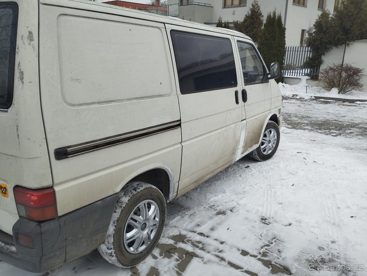 VW Transporter 1,9 TD - 10