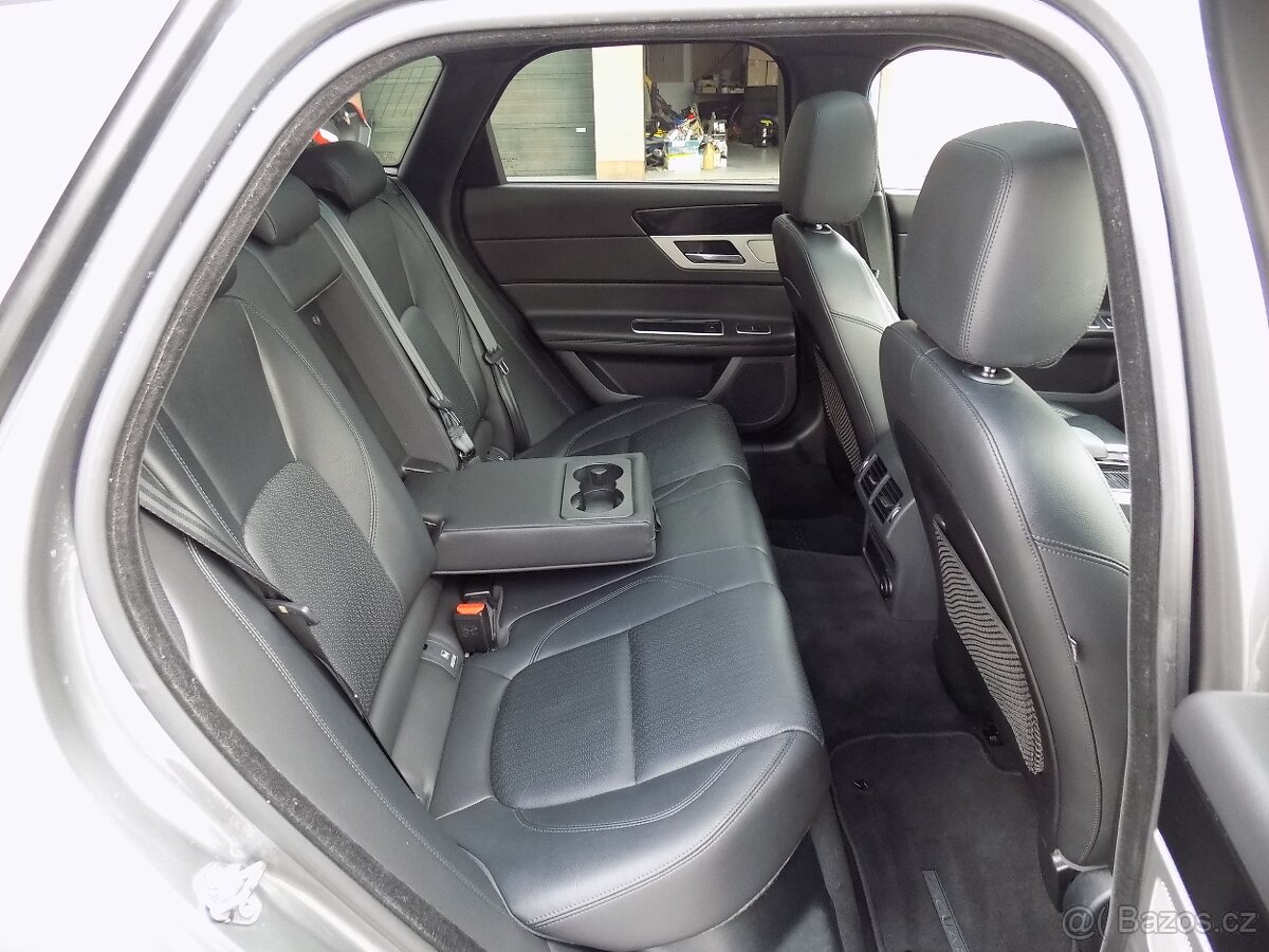 Jaguar XF 20D 132 KW KŮŽE PANORAMA - 10