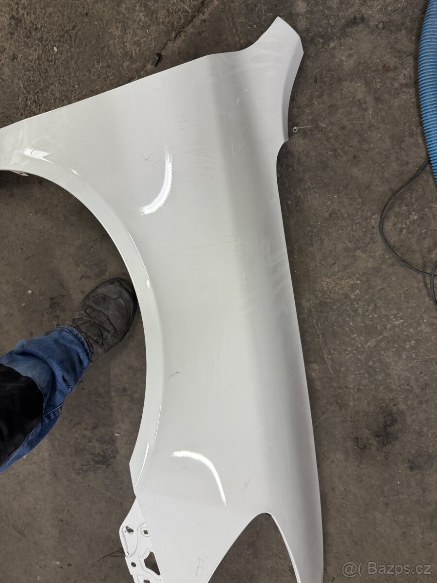 Blatniky škoda Octavia 2 facelift 1026 LF9E bílá - 10