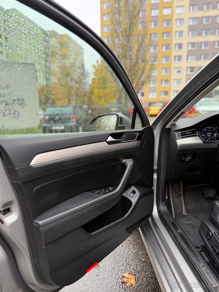 Passat b8 R-line 2.0 tdi.DSG.Sedan - 10