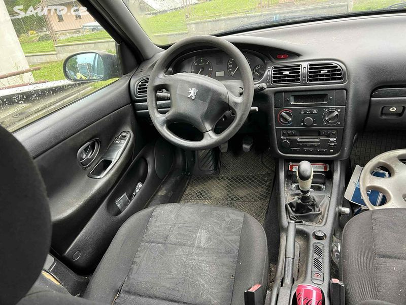 Peugeot 406 - 10