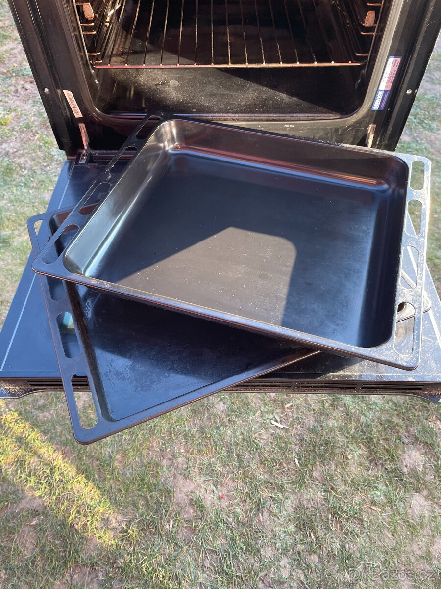 Vestavná trouba Hotpoint Ariston - 10