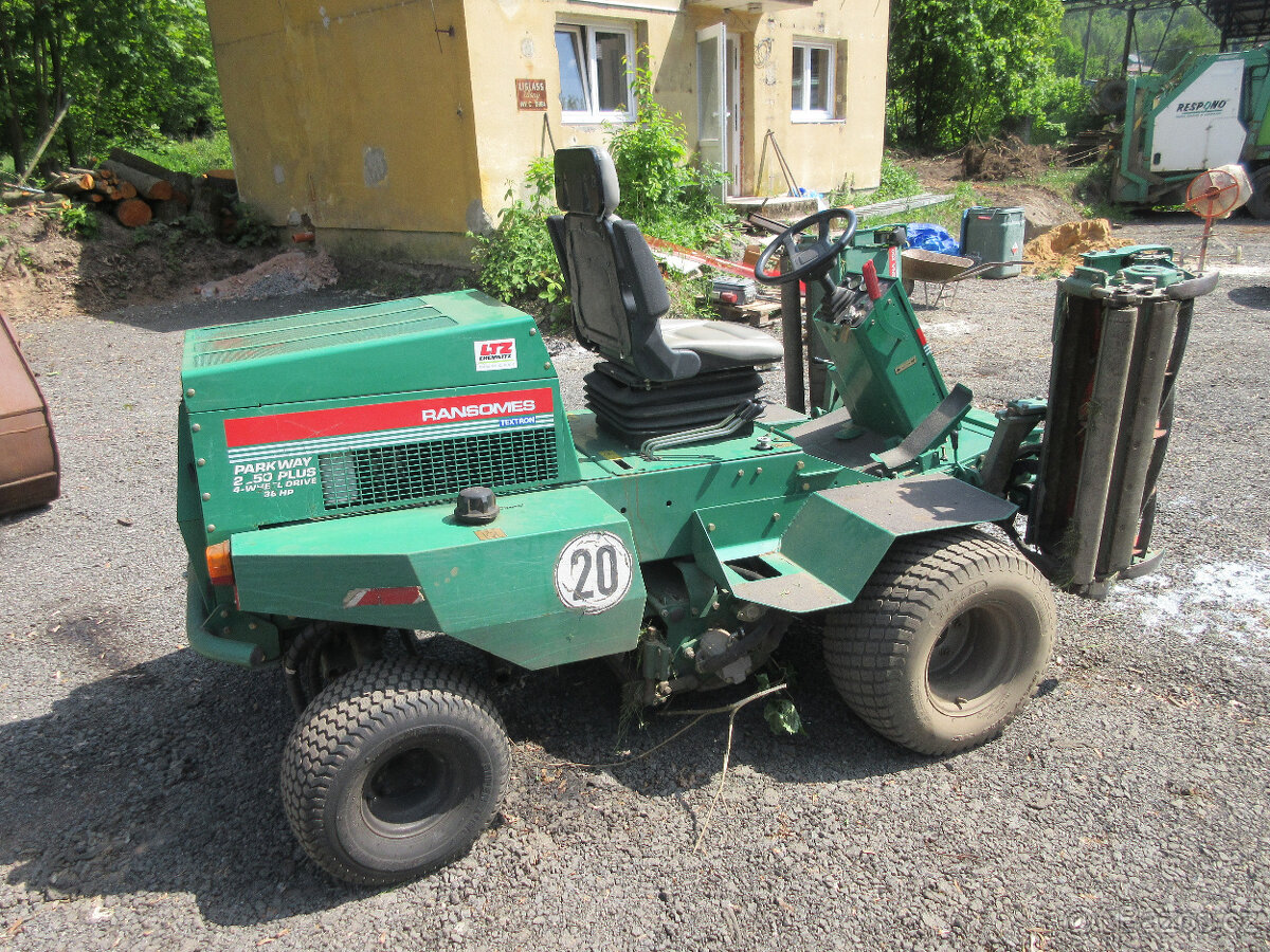 Malotraktor 4x4 RANSOMES PARKWAY - 10
