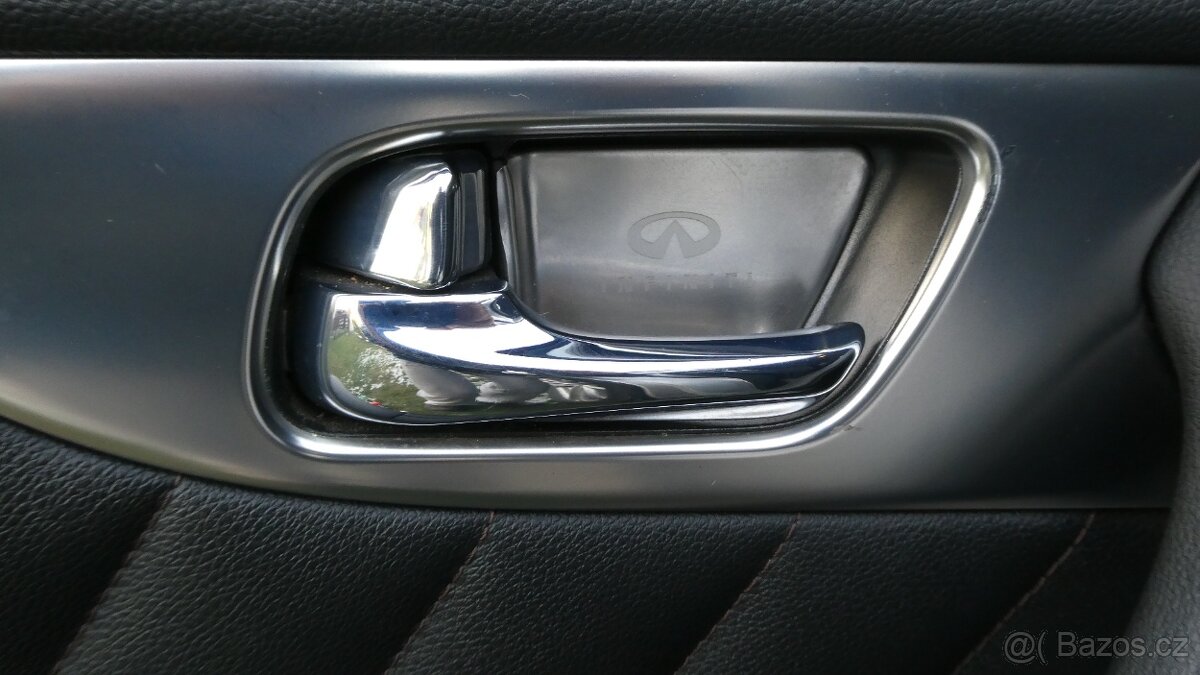 Infiniti FX35 / prodej po 1.4. / - 10