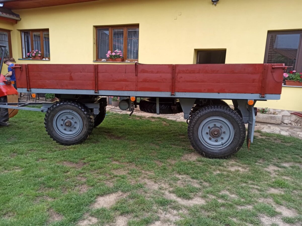 Vlečka za traktor - 10