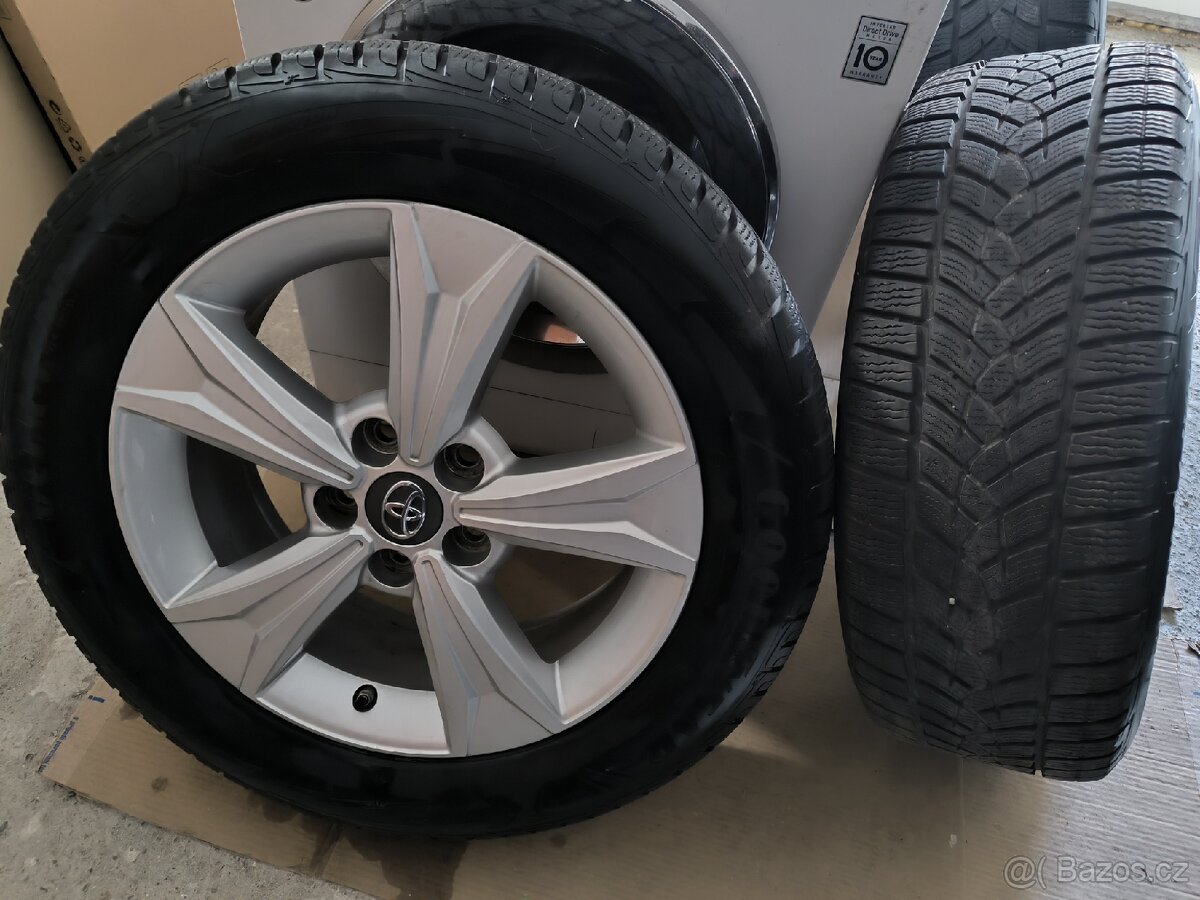 ALU kola Toyota CHR 5x114,3 R17 Originál, zimni pneu+TPMS - 10