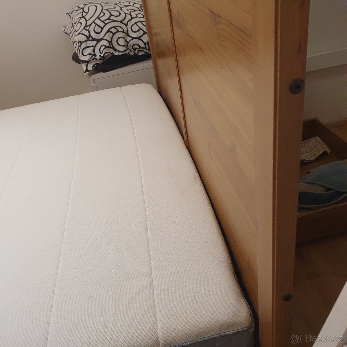 Postel Ikea 140x200 s roštem a matraci - 10
