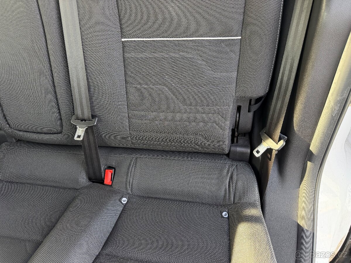 Ford Tourneo Connect - 10