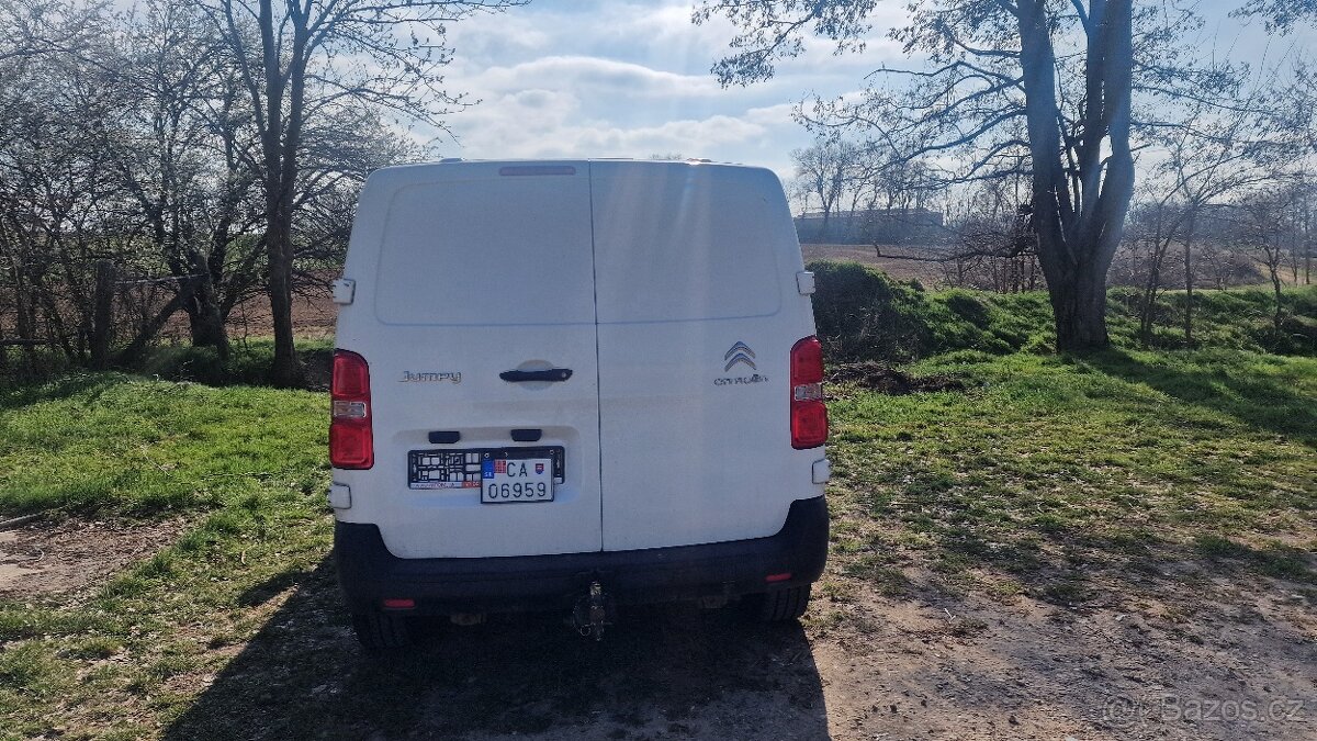 Citroen Jumpy 2.0HDi L2r.v.2017 90kw. TAŽNÉ.187534km - 10
