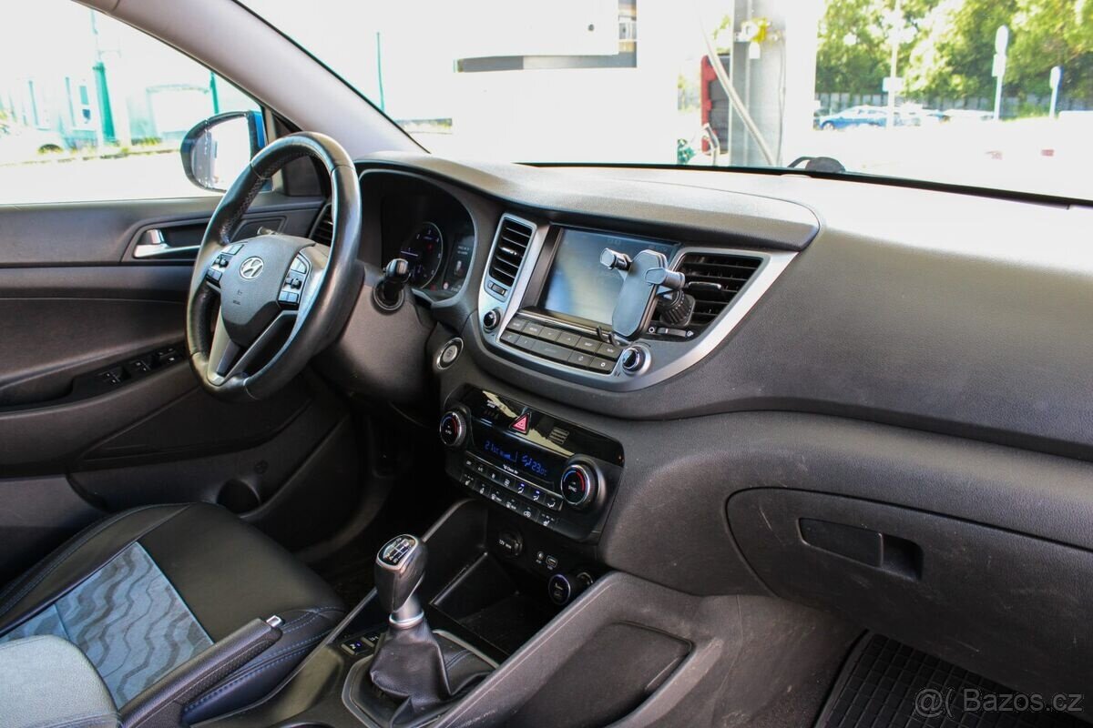Hyundai Tucson 2.0 CRDi 4x4 M6 Style - 10