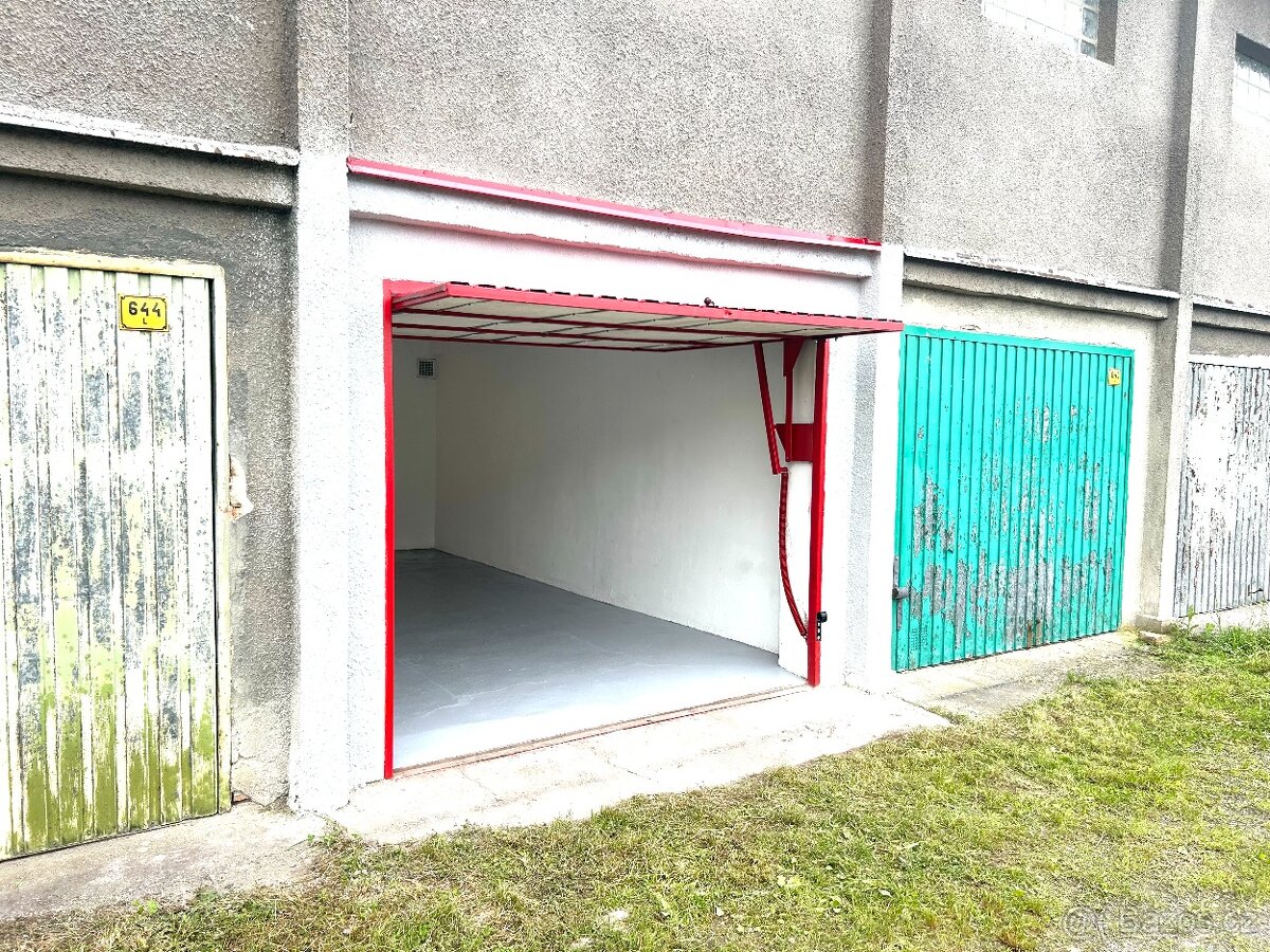 Pronajmu garáž - Děčín Cihelná - 10