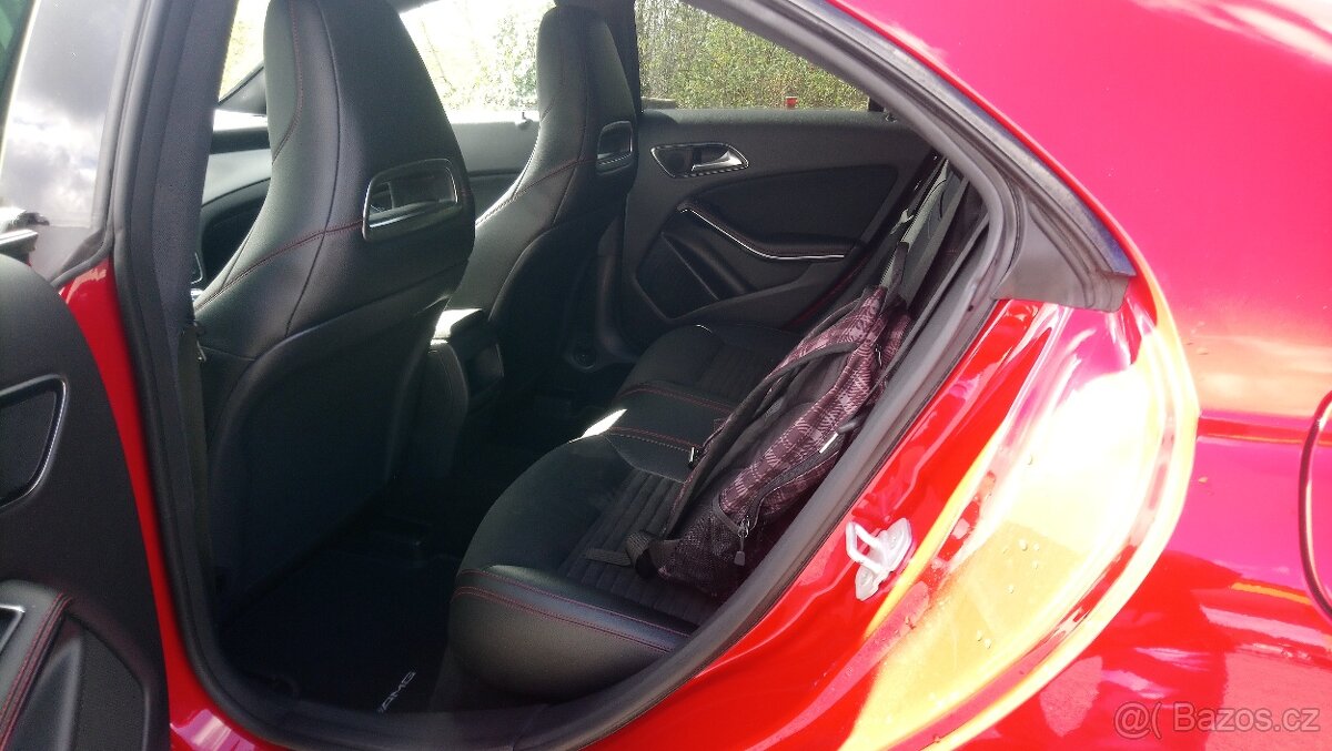 Mercedes - benz cla - 10