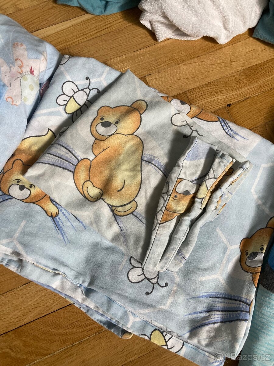 Dětská postel + matrace + prostěradla + povlečení - 10