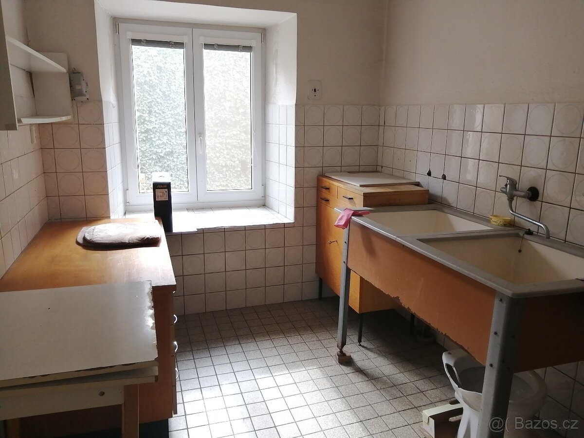 Pronájem bytových i nebytových prostor - 10