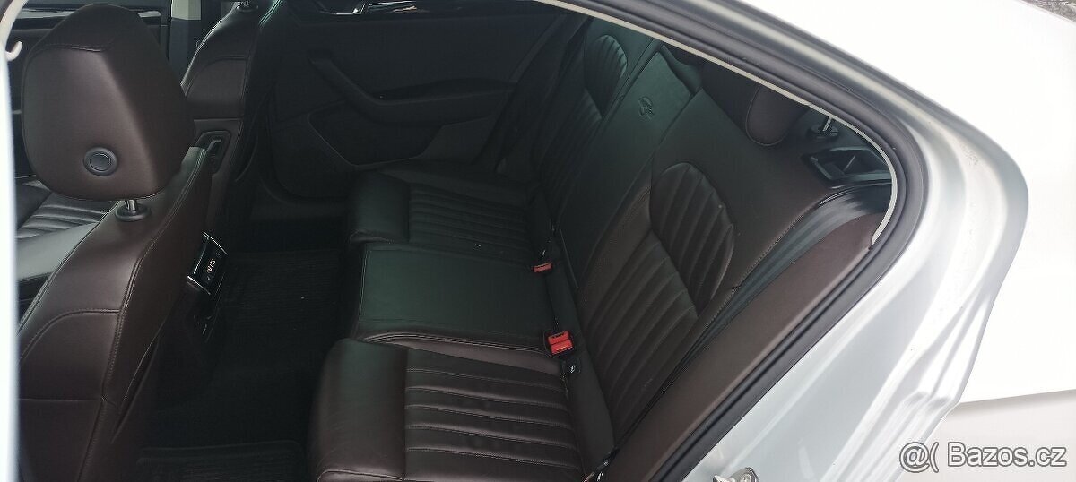 Škoda Superb L&K 2.0 tdi 6.manual 140kw - 10