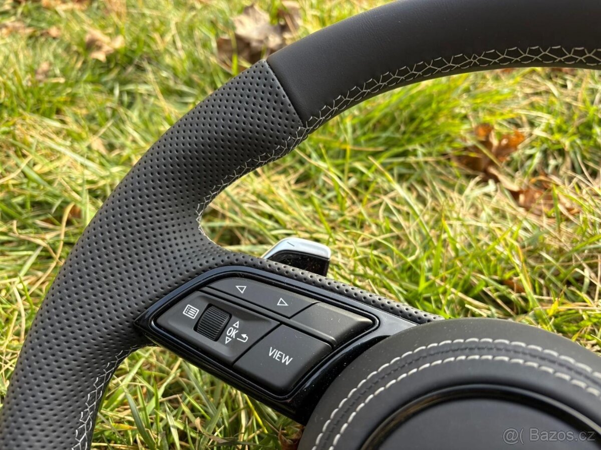 AUDI VOLANT - ZKOSENY - AIRBAG - RS ALU PADLA - 10