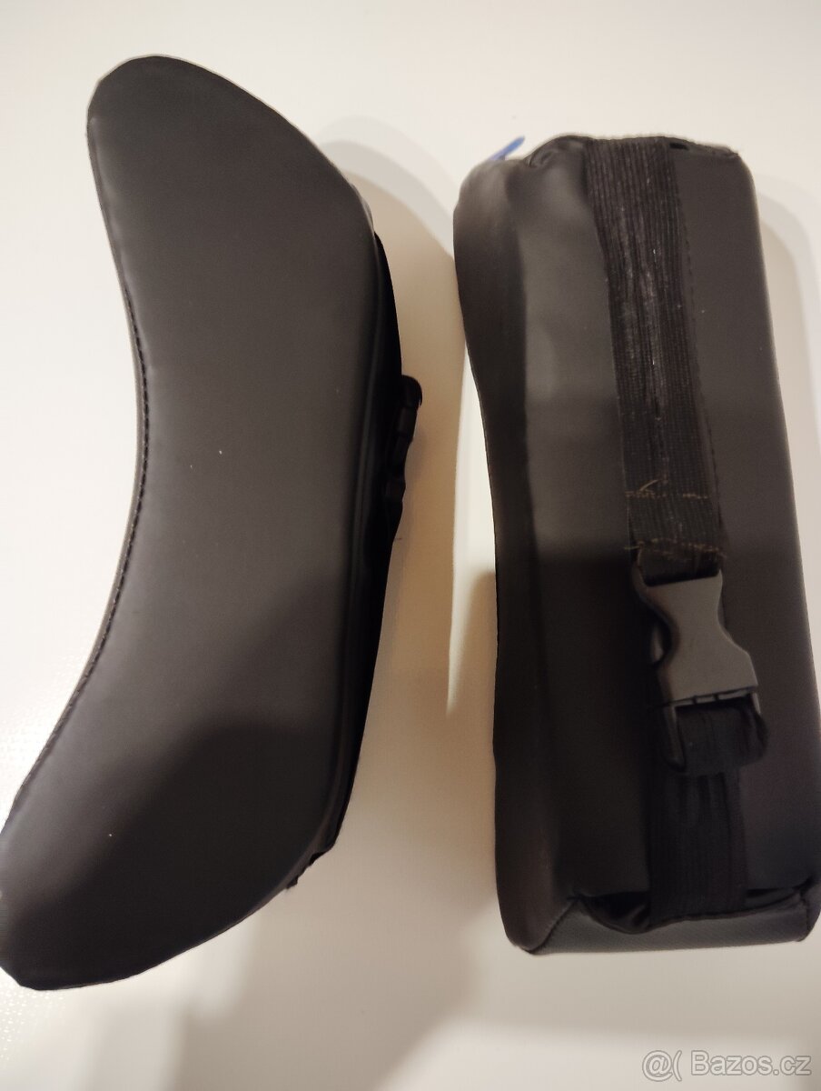 2x Krční sportovní opěrka zn. Sparco-černá - 10