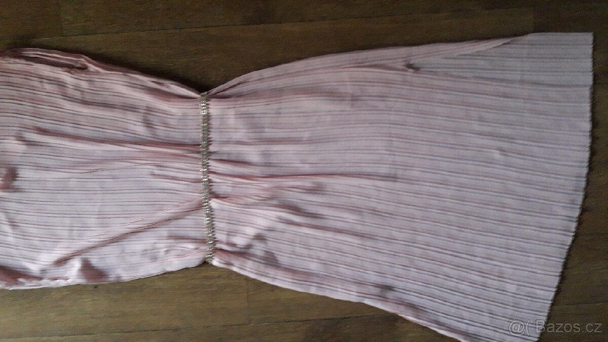 Dlouhé letní společenské šaty. - 10