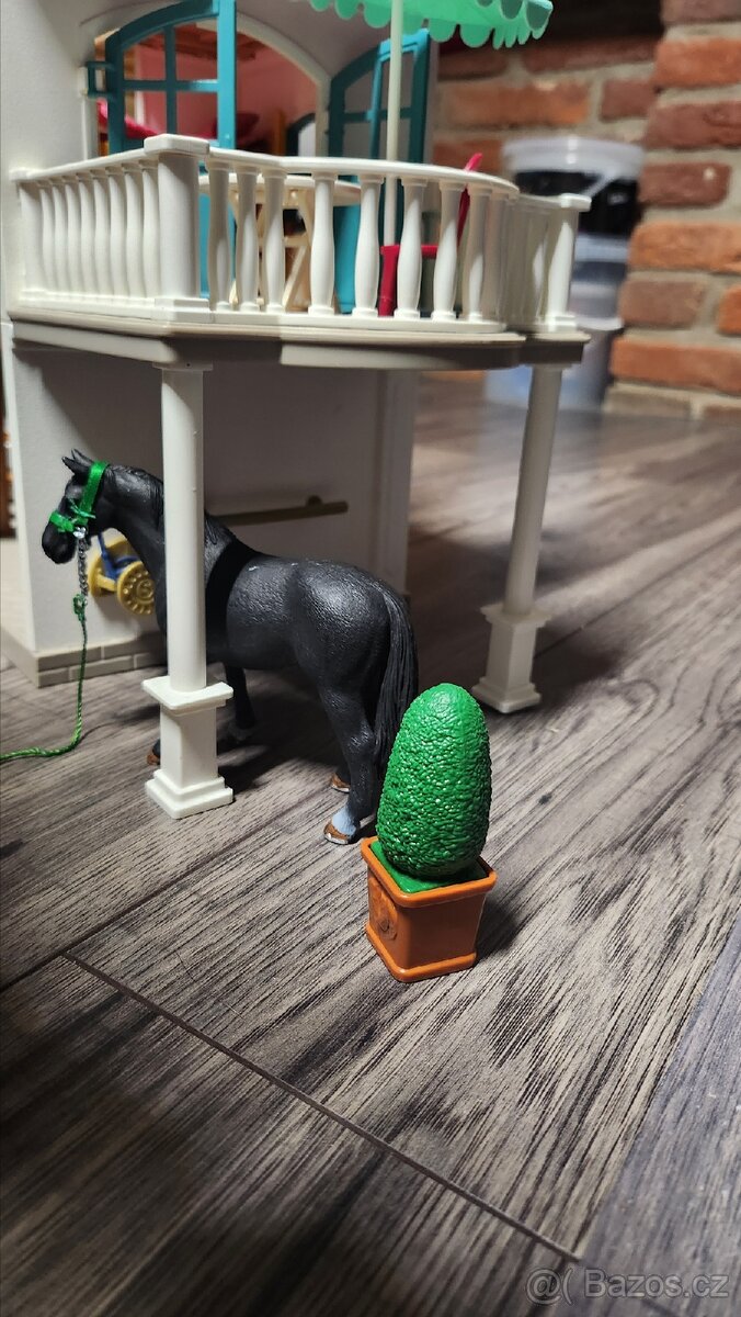 Schleich 42416 velký dům.. - 10