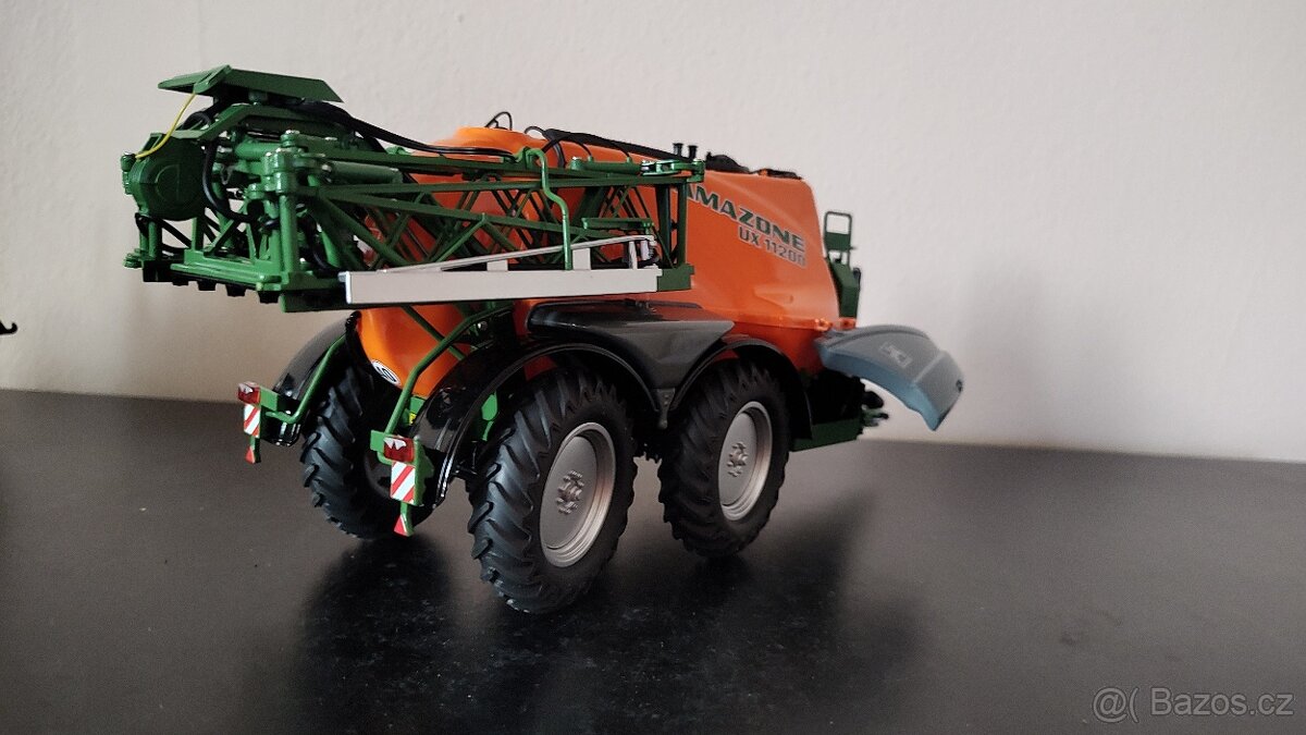 Amazone UX11200 , Wiking 1/32 - 10